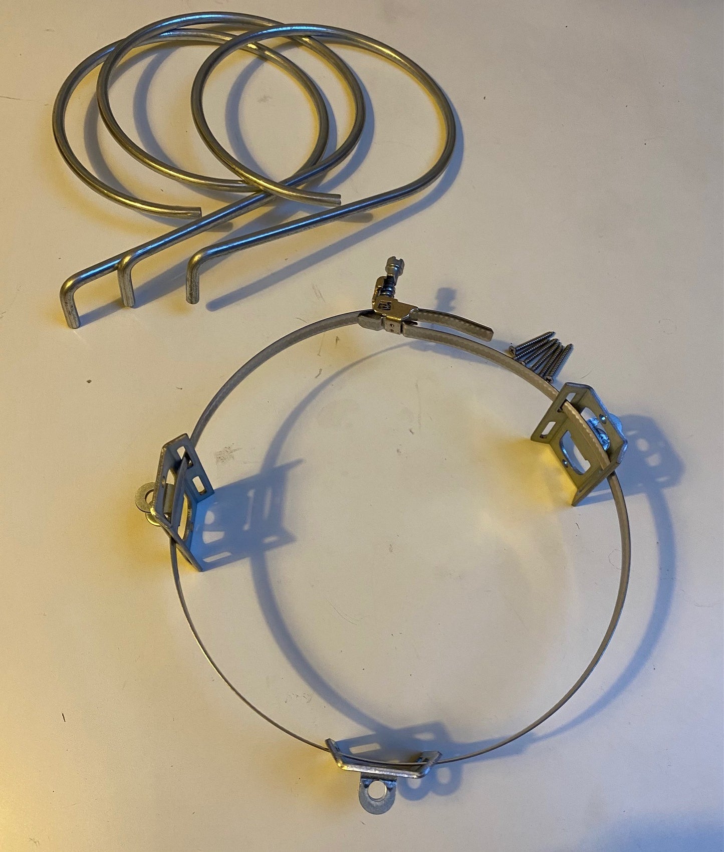 WOW Pan Trap Kit or Plant Pot Holder 3 Pack for any Post Size - 50mm to 180mm DIA - Also adjustable pot holder rings 4-7 inch - £11.75 - Ships Worldwide